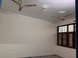 2 BHK Apartment For Rent in Defence Enclave Noida, Sector 44