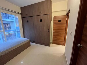 Room in 3 BHK Apartment at Cooke Town – for Rent