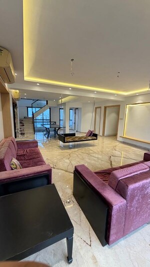 4 BHK Apartment For Rent in United Classic, Bandra West
