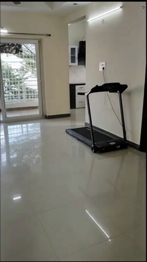 Room in 3 BHK Apartment at Namishree Tulip Le Park, Kondapur – for Rent