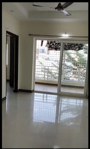 Room in 3 BHK Apartment at Namishree Tulip Le Park, Kondapur – for Rent