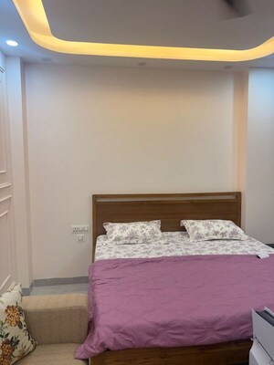 1 RK Builder Floor For Rent in Sector 46