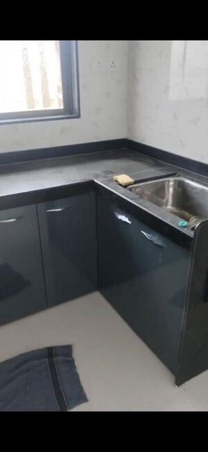 Furnished Amenities in 1 BHK Apartment at Chandak Nishchay, Borivali East – for Rent