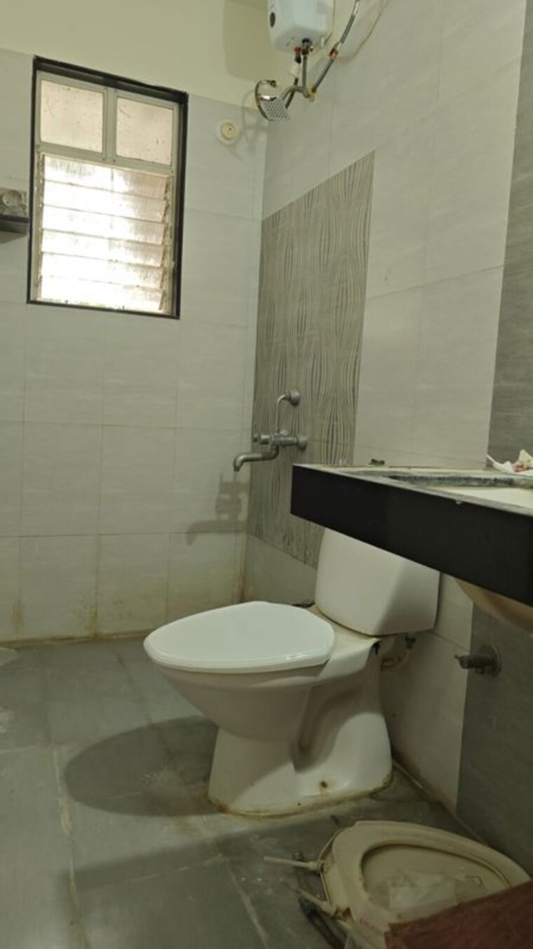 Bathroom, costa-rica 3 Bedroom 1250 Sq.Ft. Apartment In Wakad Pune 10642036
