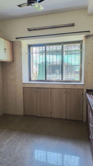 Room in 2 BHK Apartment at Diamond Garden, Chembur – for Rent