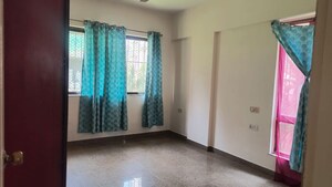 Room in 2 BHK Apartment at Diamond Garden, Chembur – for Rent