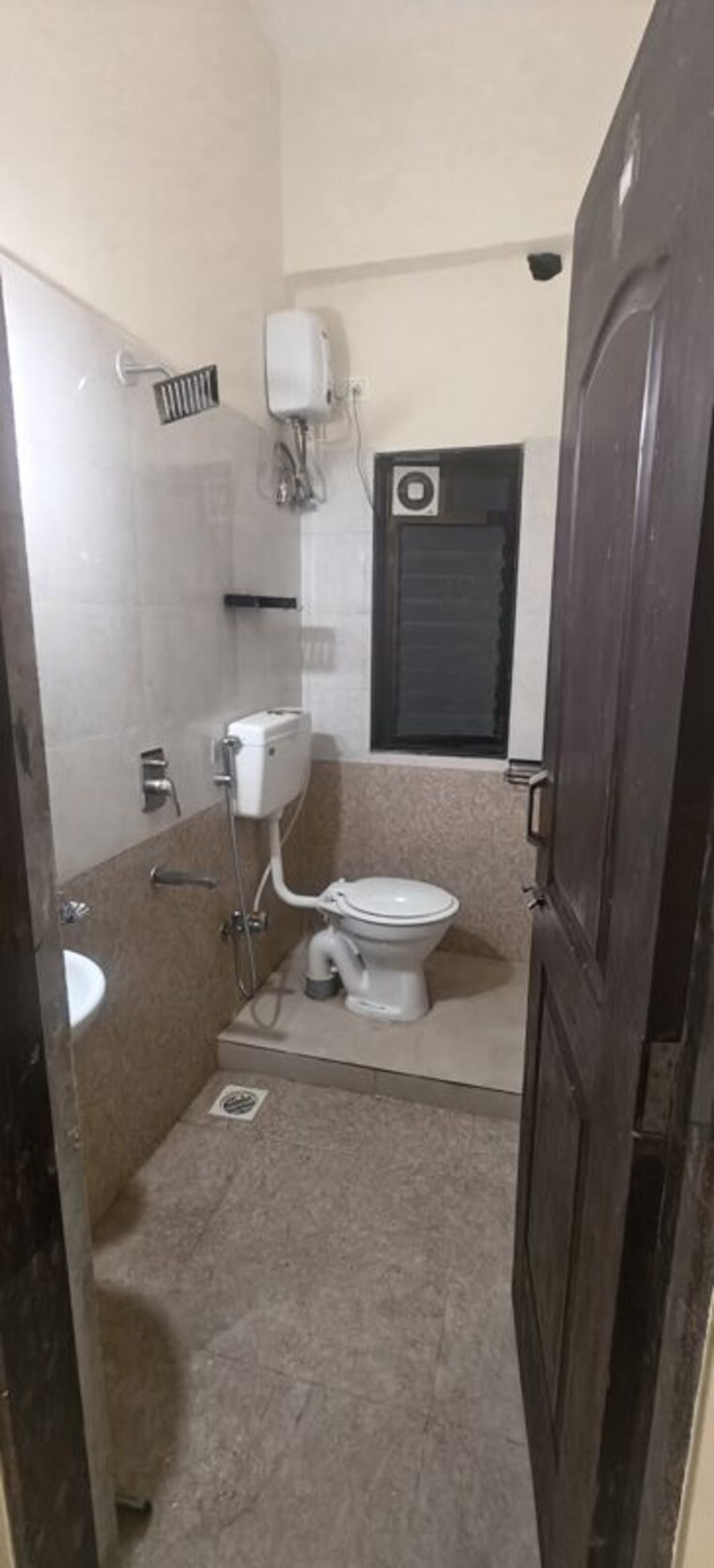 Bathroom, alamdar-the-auro 1 Bedroom 500 Sq.Ft. Apartment In Lower Parel Mumbai 10642058