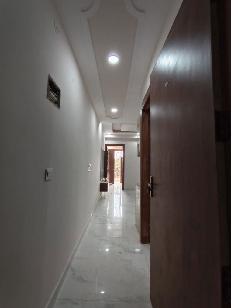 undefined, krishna-kunj-apartments-noida 1 Bedroom 600 Sq.Ft. Apartment In Sector 73 Noida 10642125