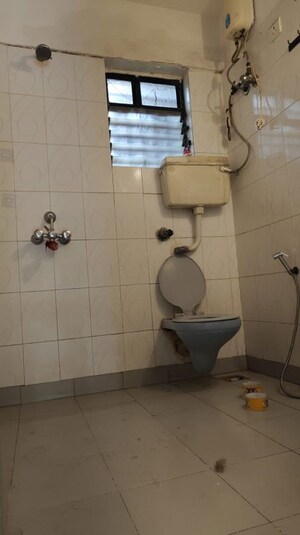 Bathroom in 3 BHK Apartment at Shashtri Nagar – for Rent