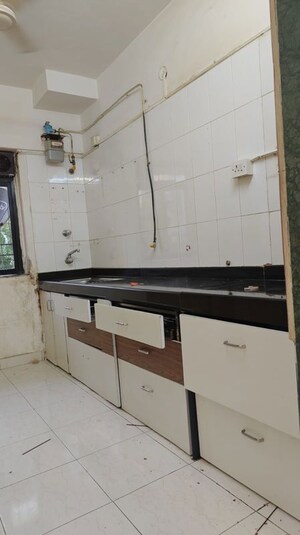 Kitchen in 3 BHK Apartment at Shashtri Nagar – for Rent