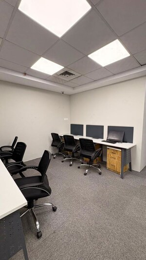 Team Area in  Office Space at Experion Capital, Gomti Nagar – for Rent