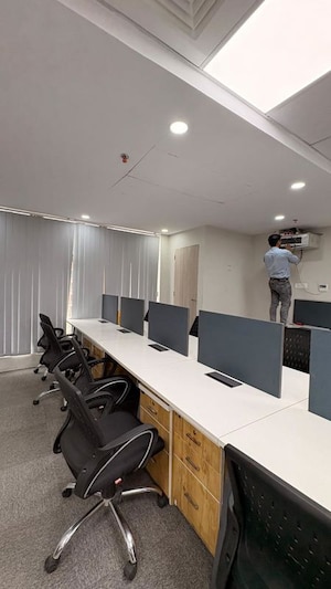 Team Area in  Office Space at Experion Capital, Gomti Nagar – for Rent