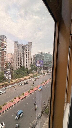  Office Space For Rent in Experion Capital, Gomti Nagar