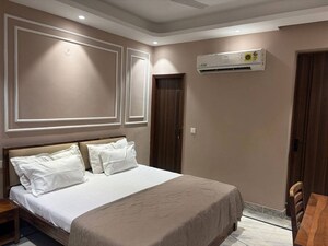 Bedroom in 3 BHK Builder Floor at Sector 63 – for Sale