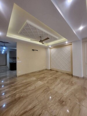 3 BHK Builder Floor For Sale in Sector 63