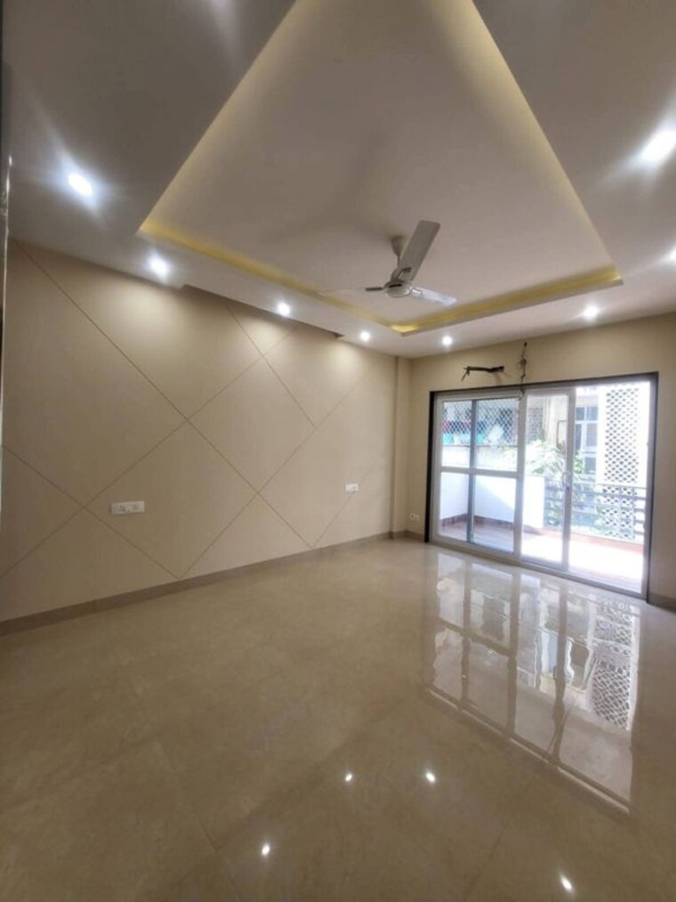Room, sector 63 3 Bedroom 2200 Sq.Ft. Builder Floor In Sector 63 Gurgaon 10642130
