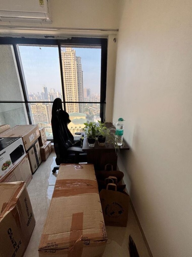 Team Area, dosti-eastern-bay 2 Bedroom 1036 Sq.Ft. Apartment In Wadala Mumbai 10642147