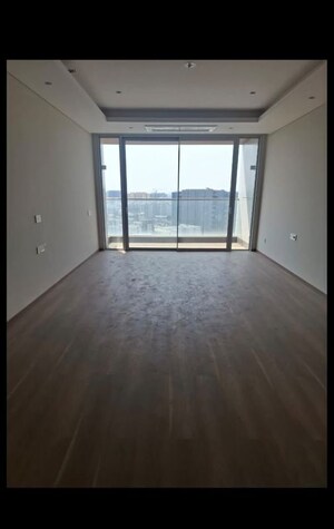 Room in 3 BHK Apartment at Unique Youtopia, Kharadi – for Sale