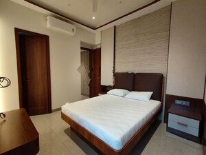 Bedroom in 2 BHK Apartment at Marathon Monte South, Byculla West – for Rent