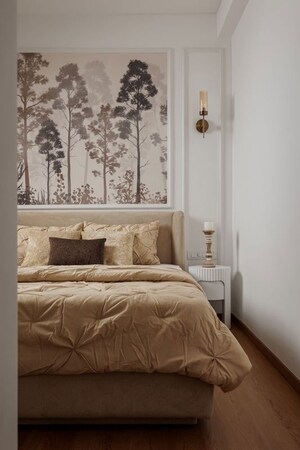 Bedroom in 2 BHK Builder Floor at Defence Colony – for Rent