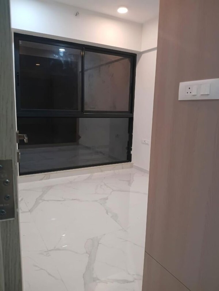 Bathroom, kalpataru-magnus 3 Bedroom 1700 Sq.Ft. Apartment In Bandra East Mumbai 10642226