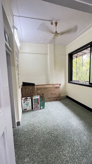 Bedroom in 1 BHK Apartment at Sindhi Society, Chembur – for Rent