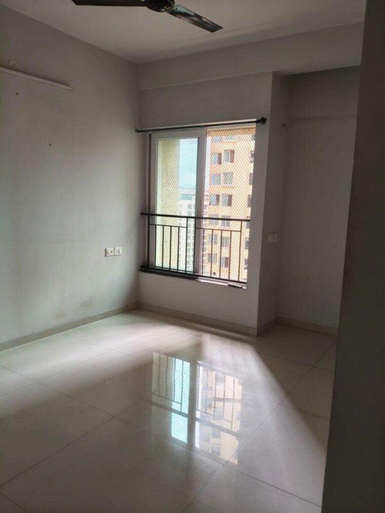 Room, rustomjee-azziano-wing-d 2 Bedroom 747 Sq.Ft. Apartment In Thane West Thane 10642247
