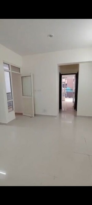 Room in 3 BHK Apartment at Javin Raj Empire, Raj Nagar Extension – for Rent