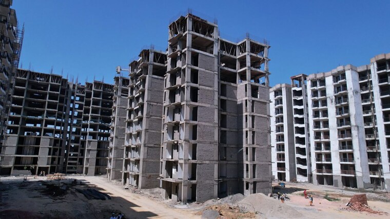 Exterior View, spls-griha-aawas-yojna 2 Bedroom 587 Sq.Ft. Apartment In Govindpuram Ghaziabad 10640453