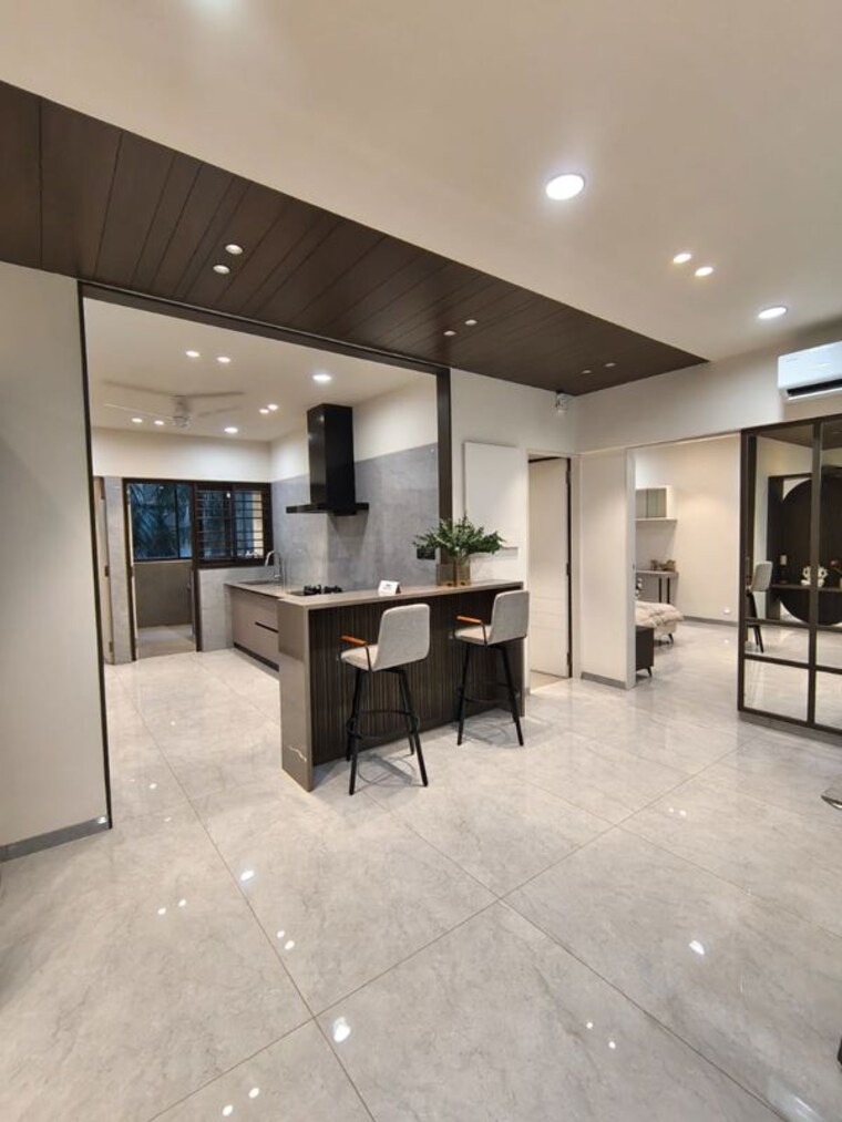 Nearby, shreenath-shaligram 3 Bedroom 1044 Sq.Ft. Penthouse In Atladra Vadodara 10642236