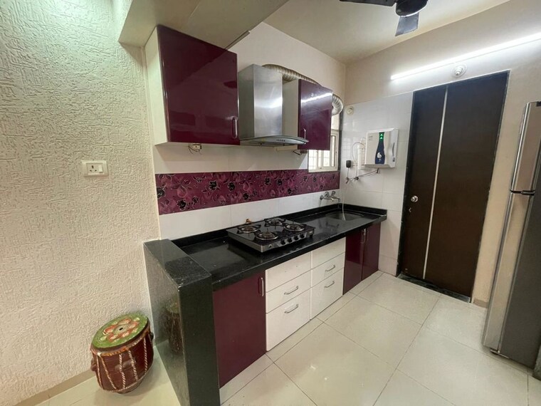 Kitchen, karan-sara 2 Bedroom 1000 Sq.Ft. Apartment In Baner Pune 10642314