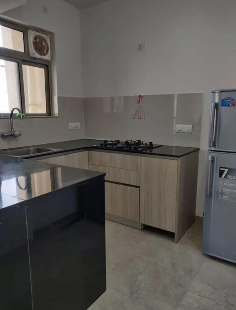 Kitchen, hiranandani-estate 2 Bedroom 850 Sq.Ft. Apartment In Ghodbunder Road Thane 10642325