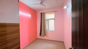 Room in 2.5 BHK Apartment at Mahagun Mywoods, Sector 16c Greater Noida – for Rent