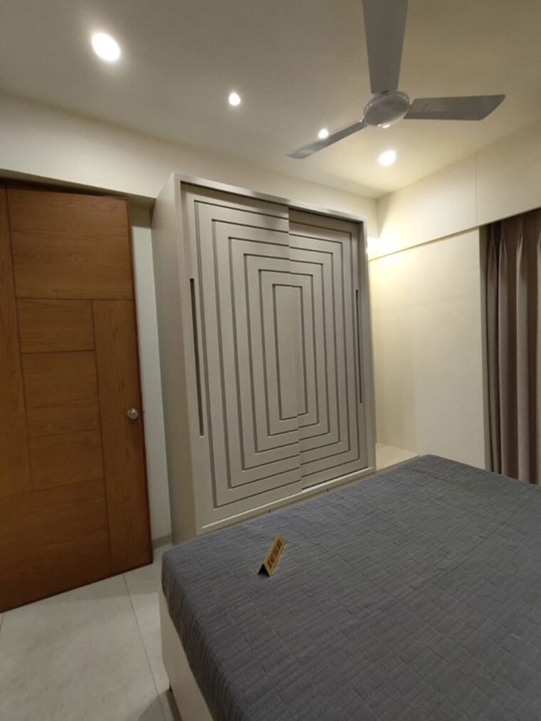 Bedroom, darshanam-twin-tower 2 Bedroom 725 Sq.Ft. Apartment In Pratham Upvan Vadodara 10642344