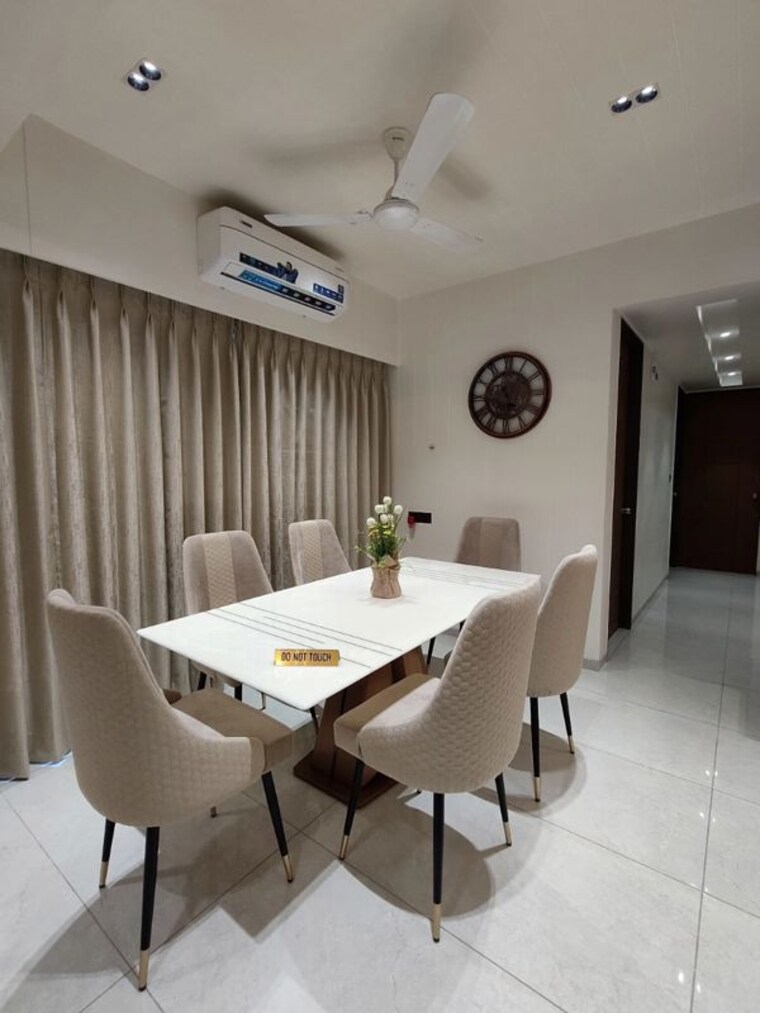 Dining area, darshanam-twin-tower 2 Bedroom 725 Sq.Ft. Apartment In Pratham Upvan Vadodara 10642344