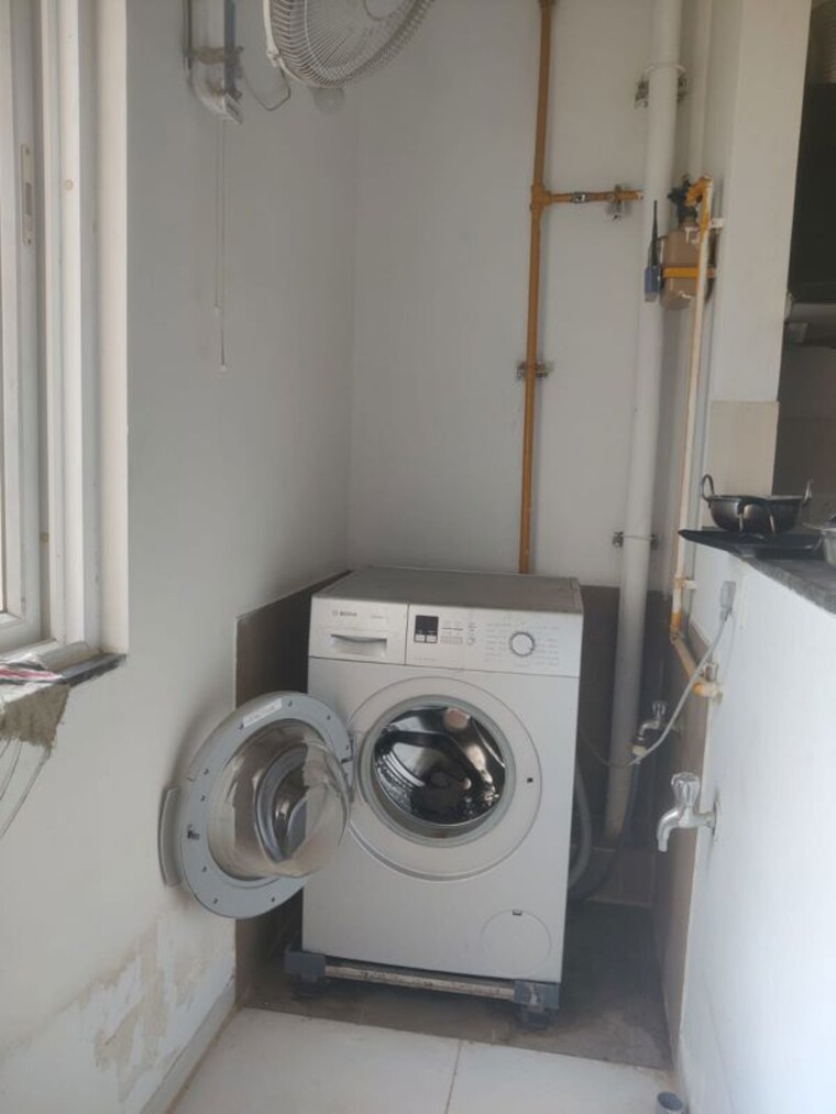 Bathroom, kalpataru-residency 3 Bedroom 1685 Sq.Ft. Apartment In Sanath Nagar Hyderabad 10640864