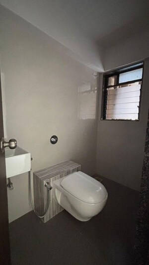Bathroom in 1.5 BHK Apartment at Atul Horizon, Bhandup West – for Rent