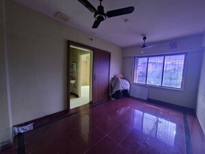 Master Bedroom in 1 BHK Apartment at Meena Apartment, Panch Pakhadi – for Rent