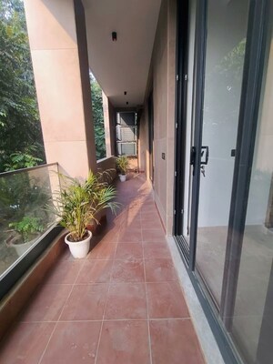 Balcony in 4 BHK Builder Floor at DLF Garden Villas, Sector 43 – for Sale