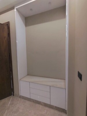 Room in 4 BHK Builder Floor at DLF Garden Villas, Sector 43 – for Sale