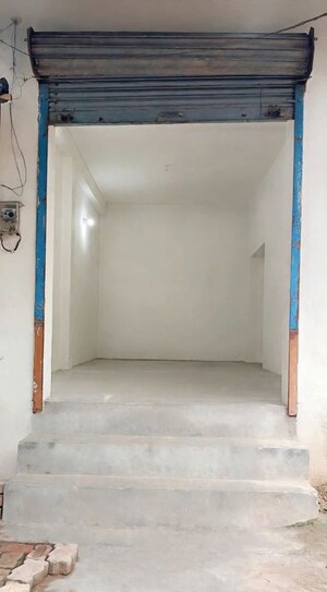  Shop For Rent in Bansal Plaza Daliganj, Daliganj