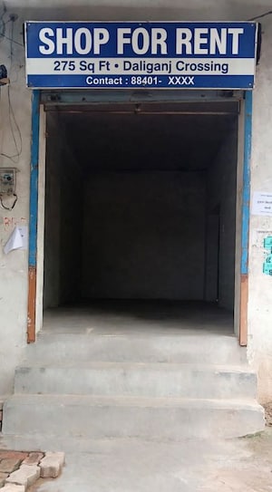 Room in  Shop at Bansal Plaza Daliganj, Daliganj – for Rent