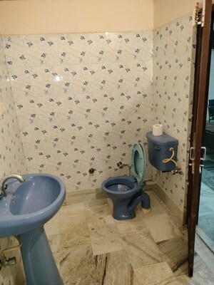 Bathroom in 2 BHK Builder Floor at Phase 5 – for Rent