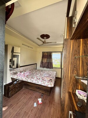 Bedroom in 2 BHK Apartment at Bhojwani Samruddhi Park, Pimple Saudagar – for Rent