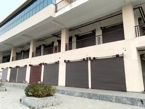  Shop For Sale in Vardhman I Valley, Knowledge Park 3 Greater Noida