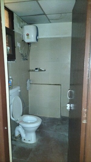 Bathroom in 2.5 BHK Apartment at SRS Royal Hills, Sector 87 – for Rent
