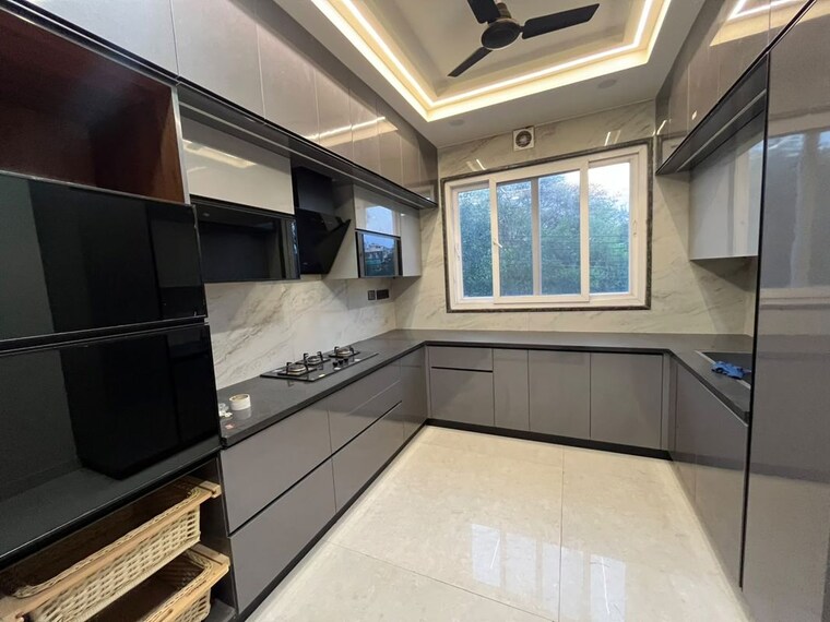 Kitchen, sector 52 3 Bedroom 2000 Sq.Ft. Builder Floor In Sector 52 Gurgaon 10642483