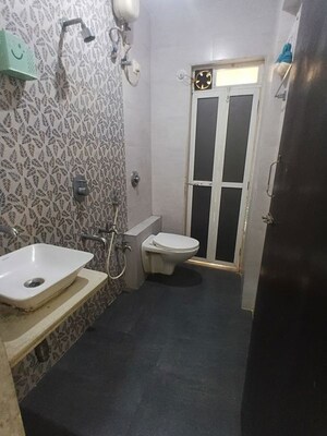 Bathroom in 1.5 BHK Apartment at Ekdant Pratik Sahaniwas, Thane West – for Rent