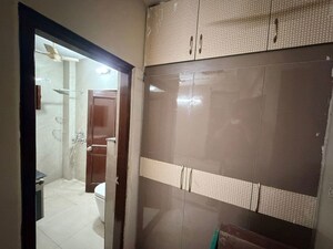 Bathroom in 2 BHK Builder Floor at Sector 49 – for Rent