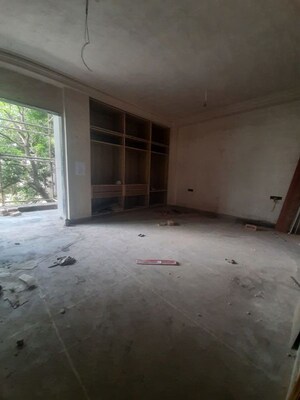 Room in 3 BHK Builder Floor at Paschim Vihar – for Sale